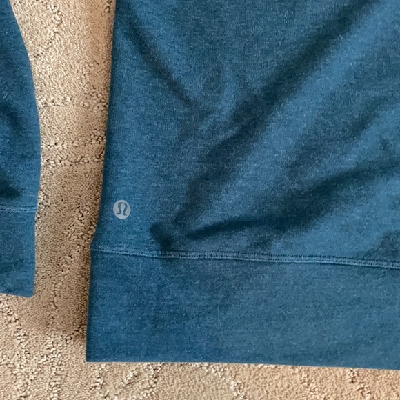 Lululemon hoodie size 6 - Picture 4 of 5